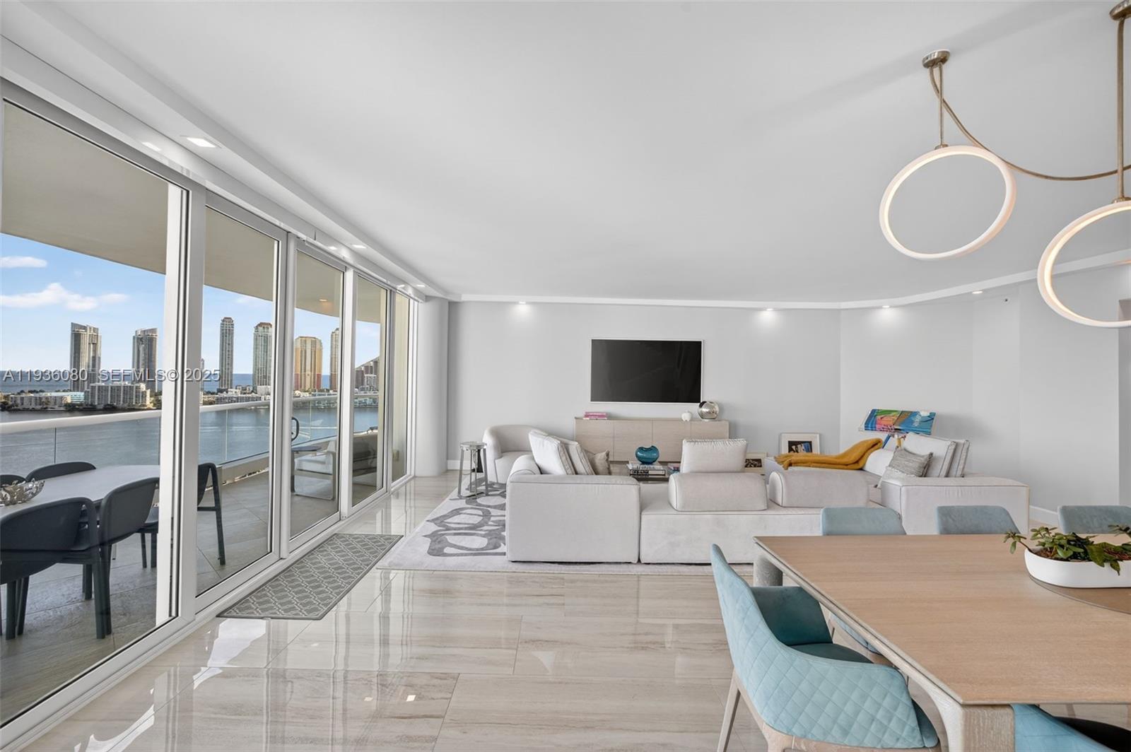 7000 Island Blvd #2306 Aventura, FL 33160