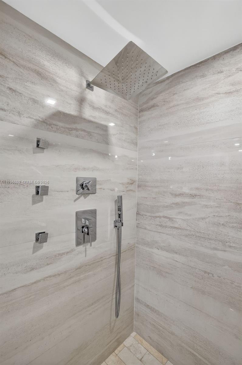 7000 Island Blvd #2306 Aventura, FL 33160