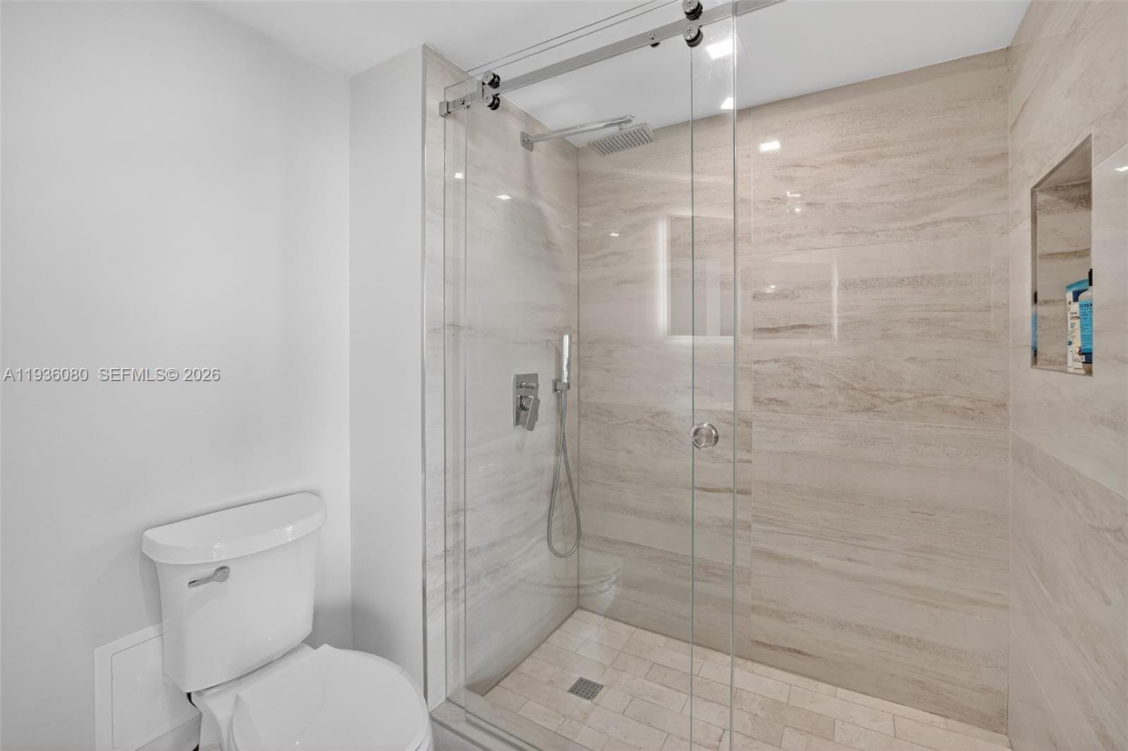 7000 Island Blvd #2306 Aventura, FL 33160