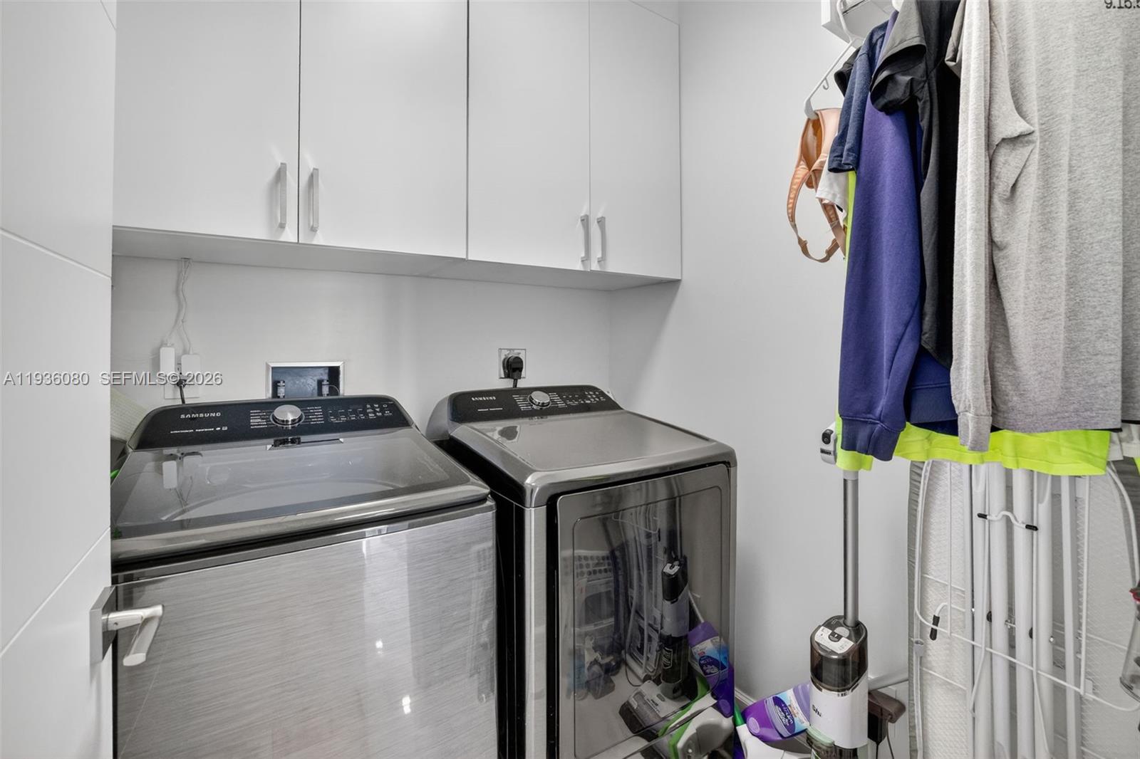 7000 Island Blvd #2306 Aventura, FL 33160