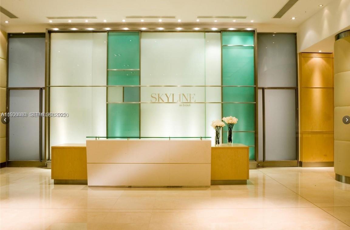 2101 Brickell Ave #1001