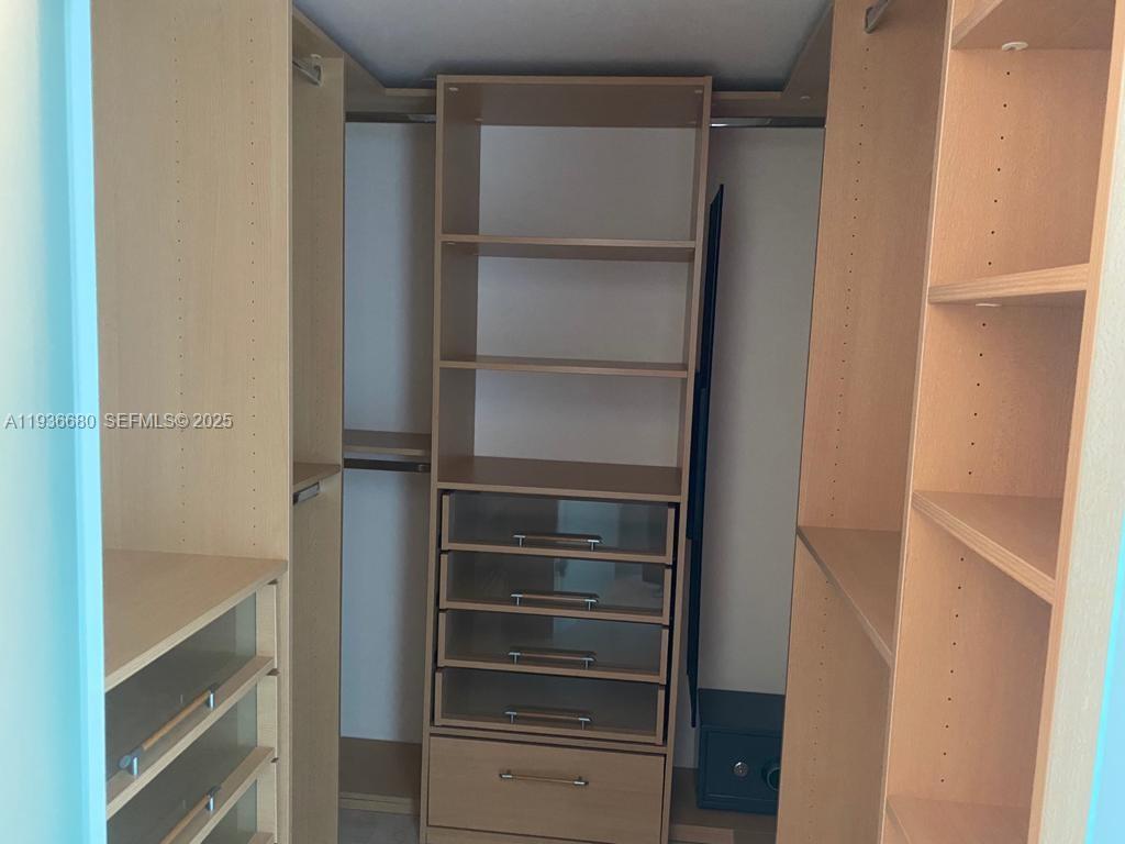 image Skyline on Brickell7