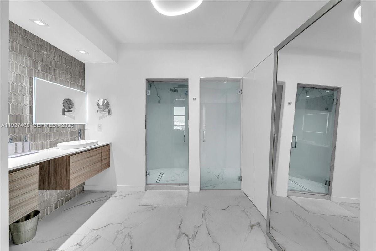 image Portofino Tower12