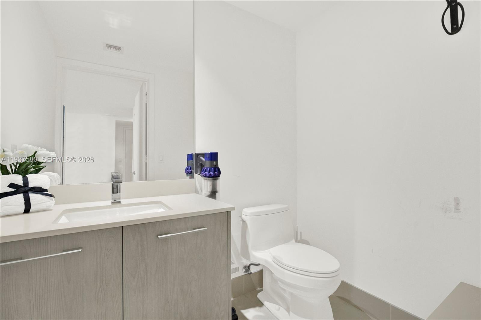 image Brickell Heights East Con11