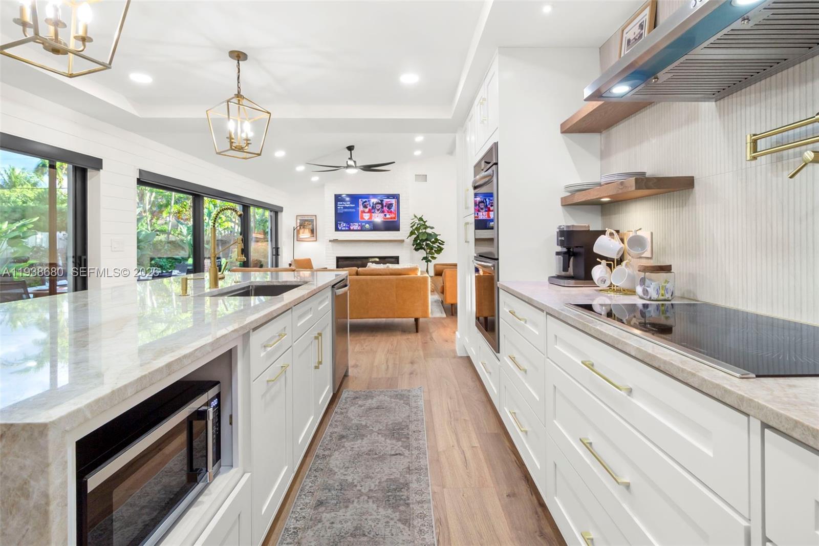 3540 NE 28th Ave Lighthouse Point, FL 33064