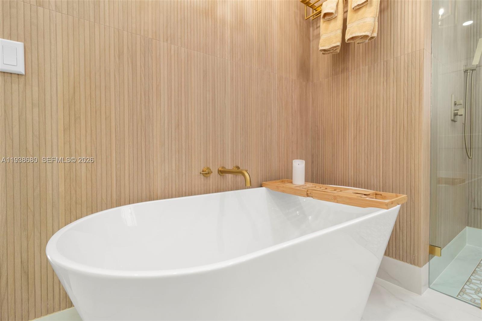 3540 NE 28th Ave Lighthouse Point, FL 33064