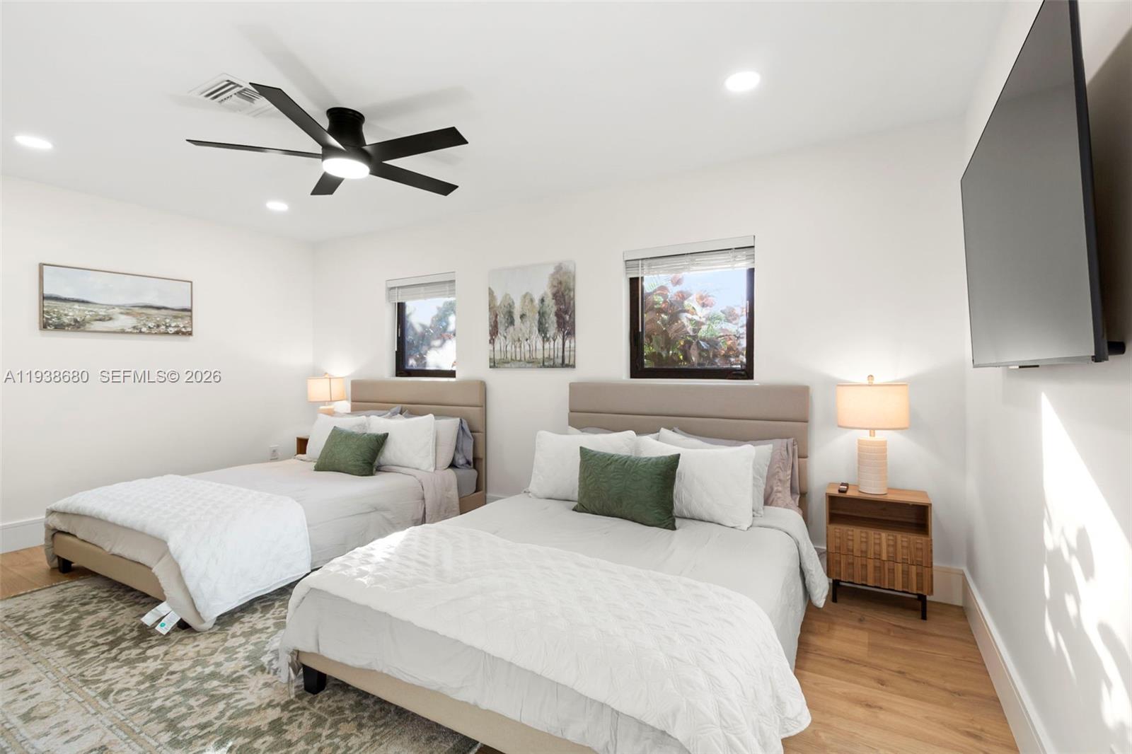 3540 NE 28th Ave Lighthouse Point, FL 33064