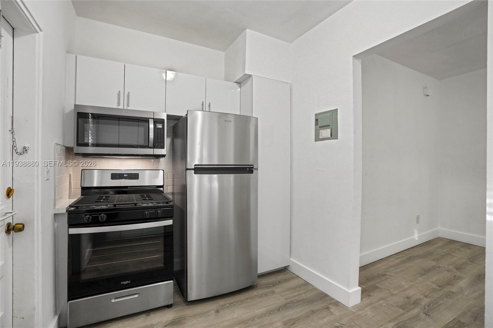 4172 Chase Ave #3 Miami Beach, FL 33140