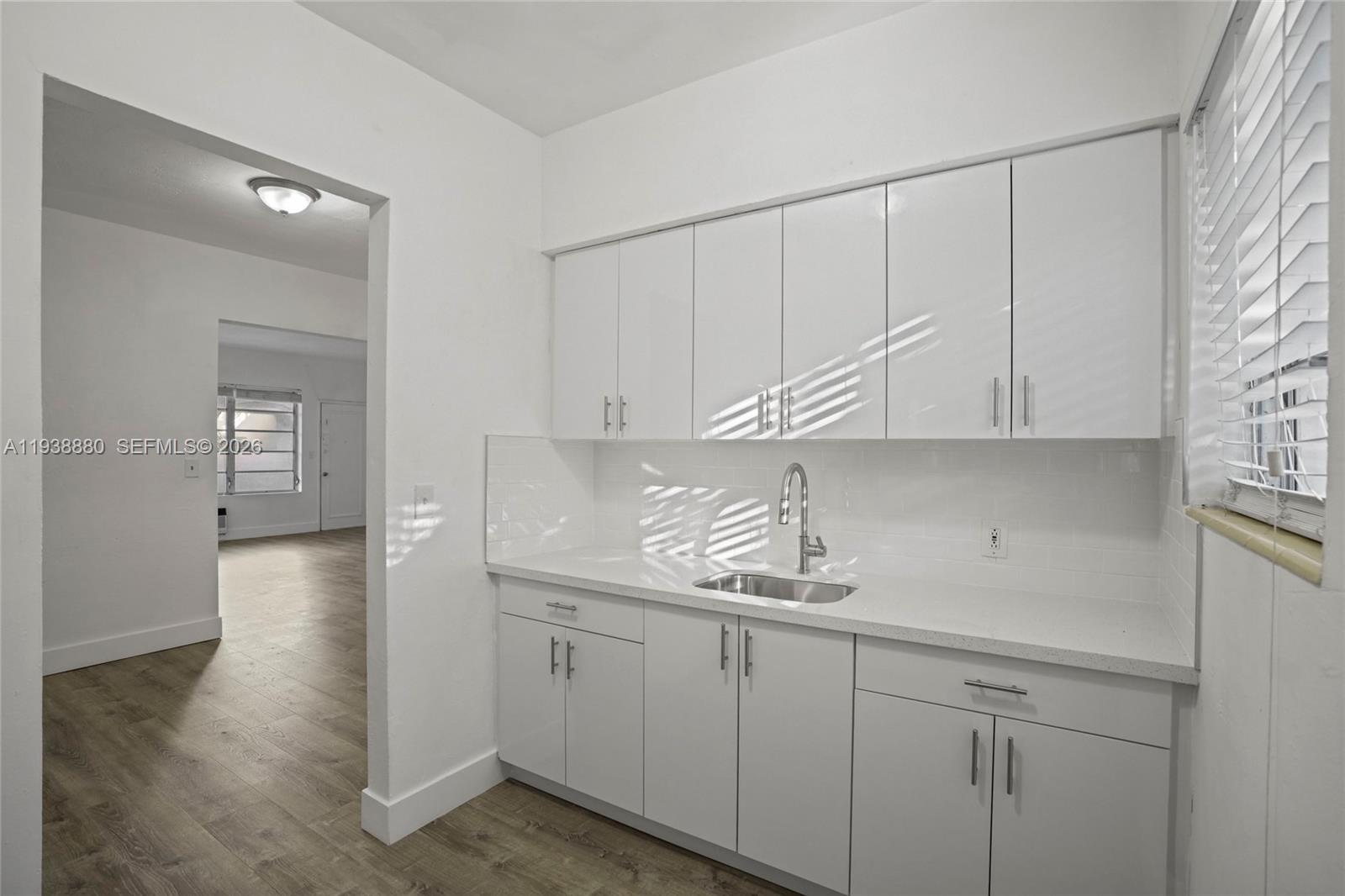 4172 Chase Ave #3 Miami Beach, FL 33140