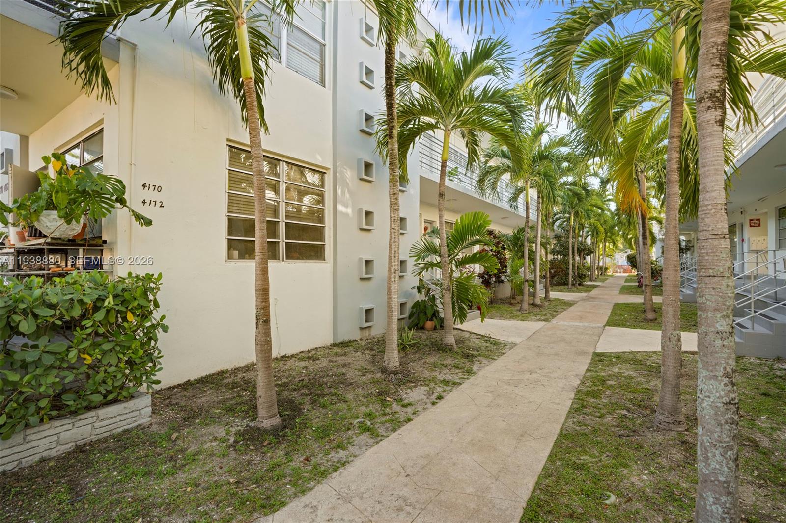 4172 Chase Ave #3 Miami Beach, FL 33140