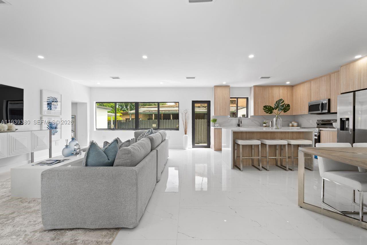 1741 SW 17th Ct Miami, FL 33145