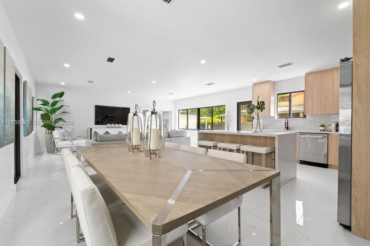 1741 SW 17th Ct Miami, FL 33145