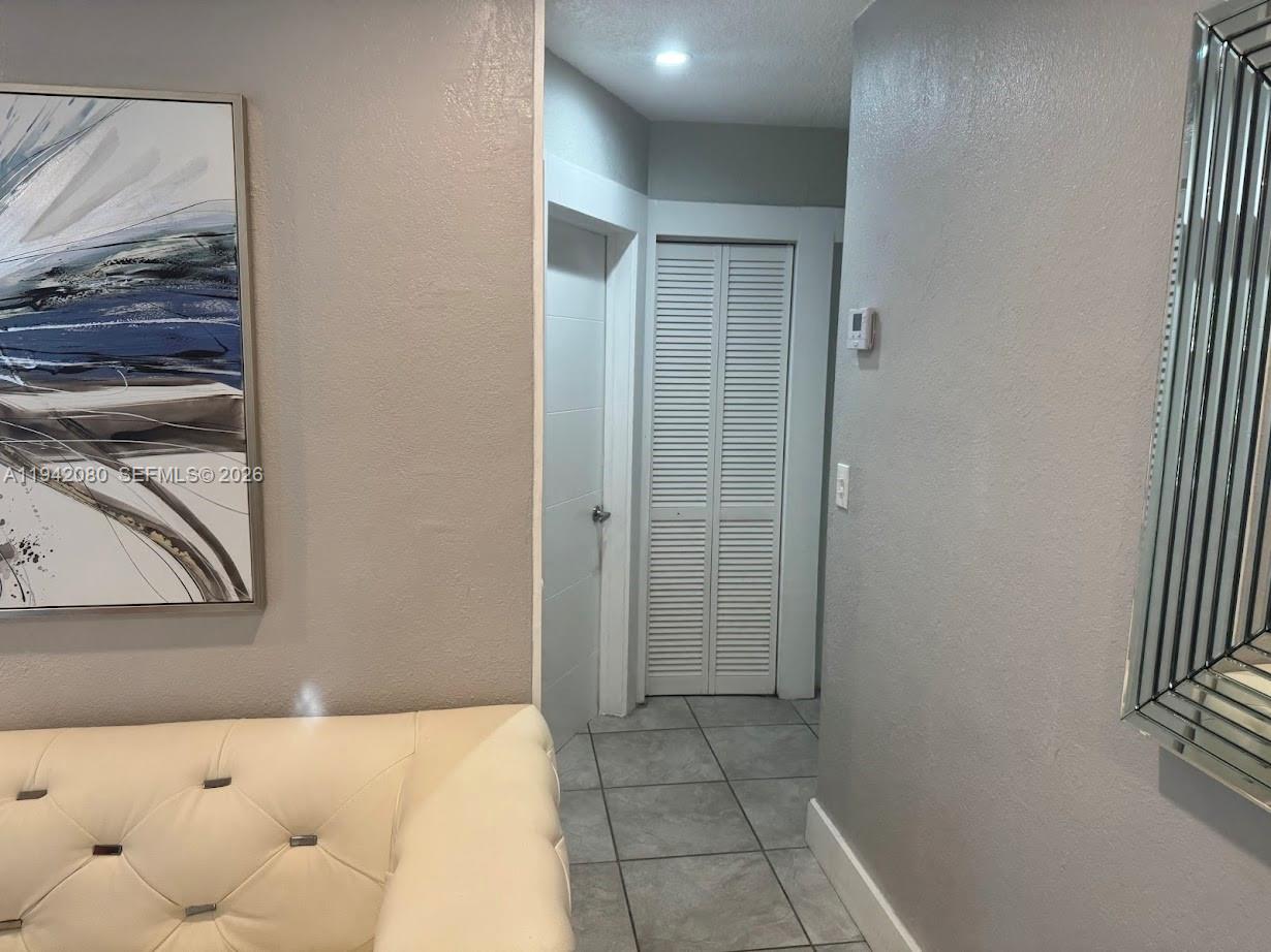 412 W 15th St Hialeah, FL 33010