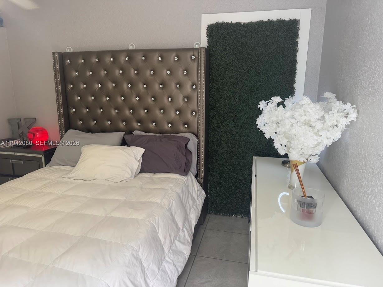 412 W 15th St Hialeah, FL 33010