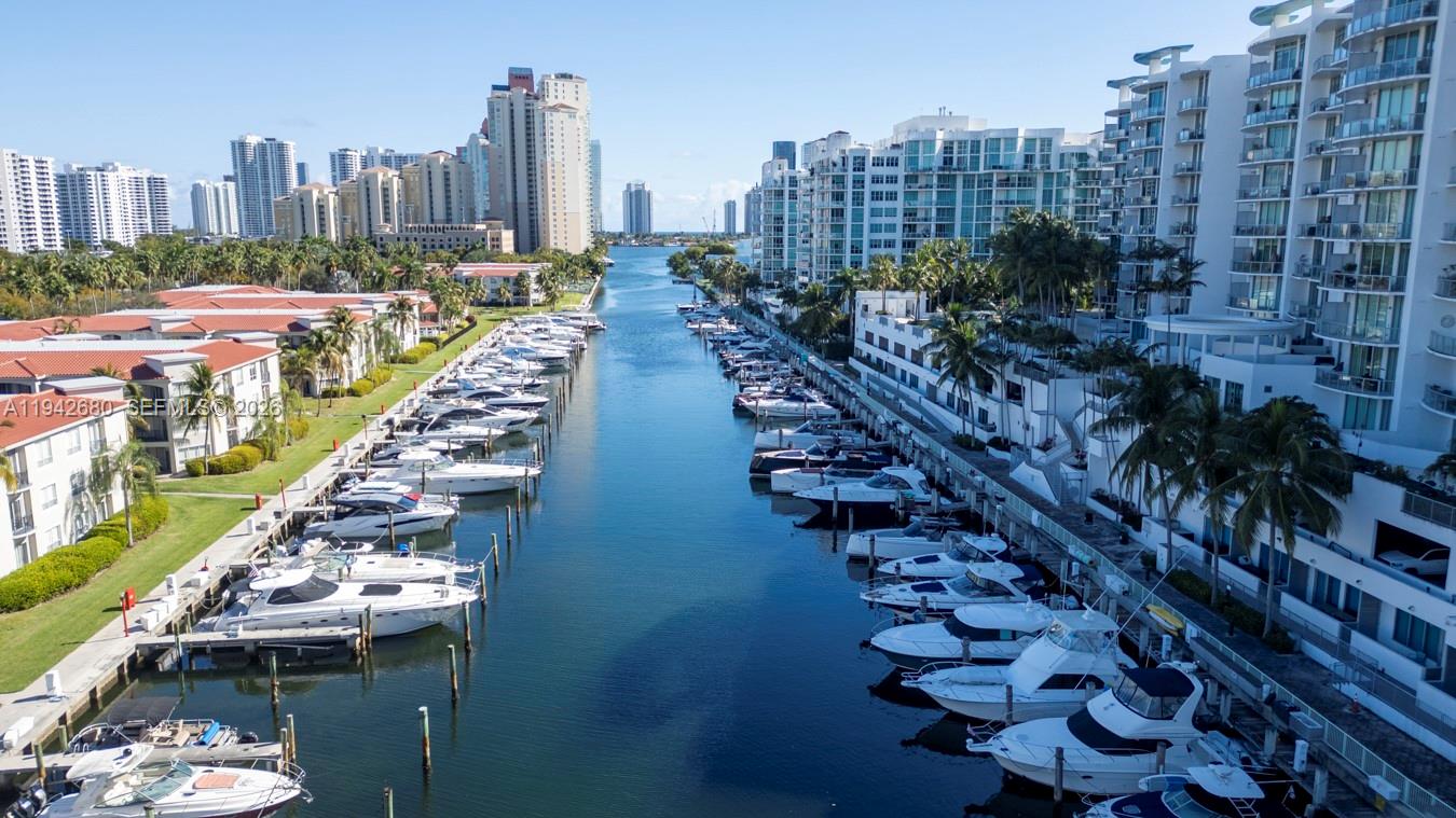 image Uptown Marina Lofts36