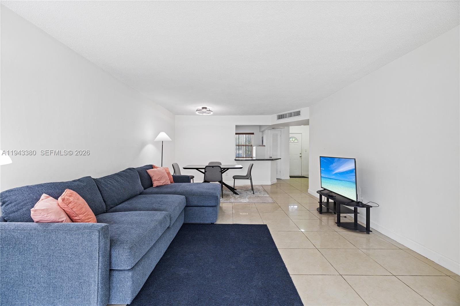 1501 NE 191st St #C216