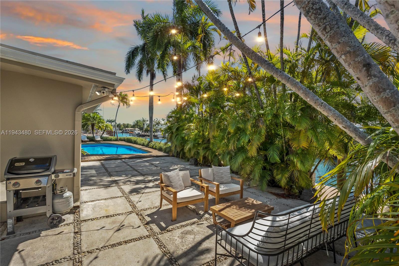 12901 Oleander Rd North Miami, FL 33181