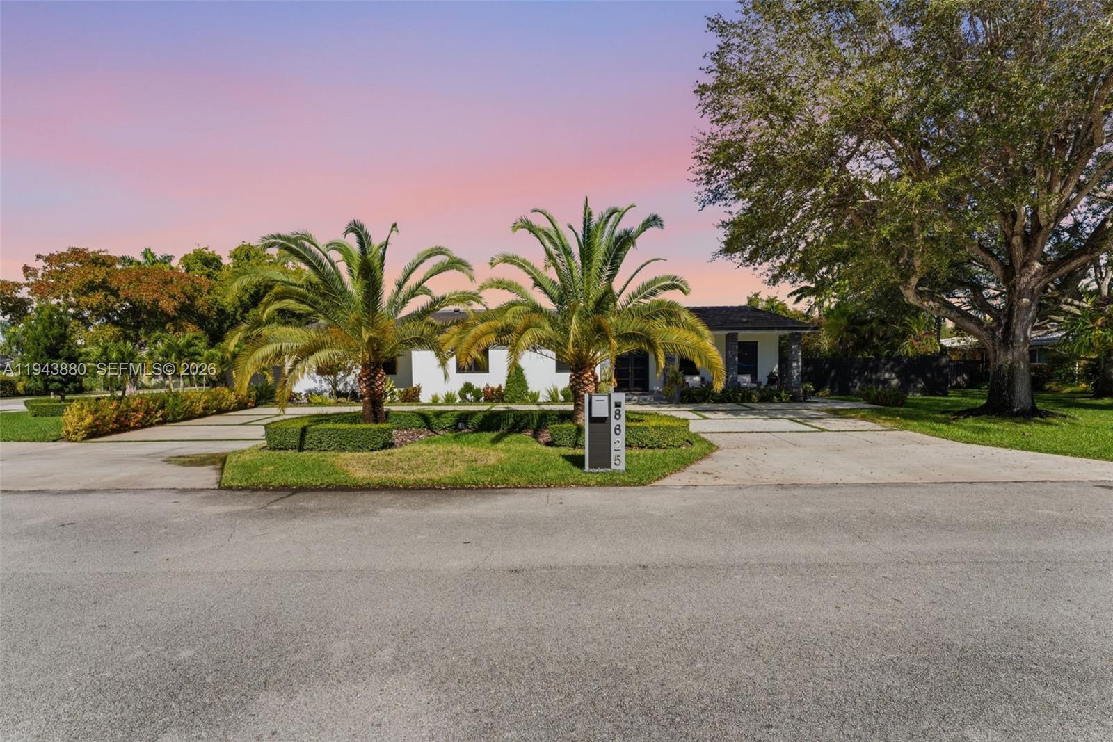 8625 SW 147th St Palmetto Bay, FL 33158