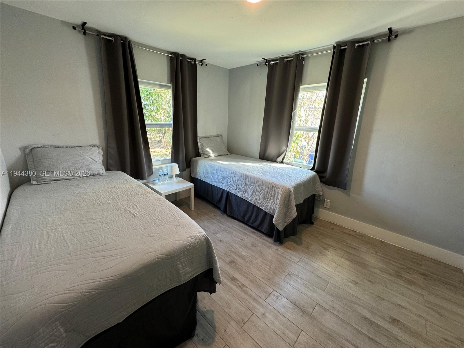 825 N 26th Ave Hollywood, FL 33020