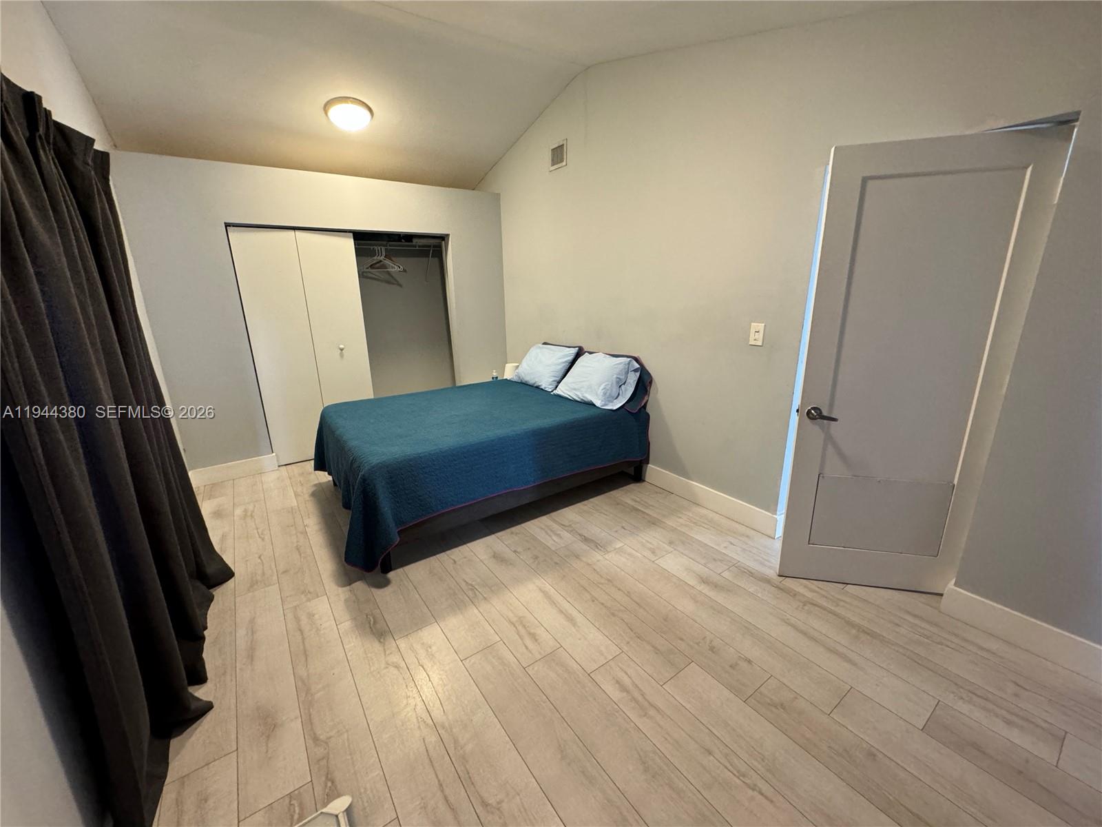 825 N 26th Ave Hollywood, FL 33020