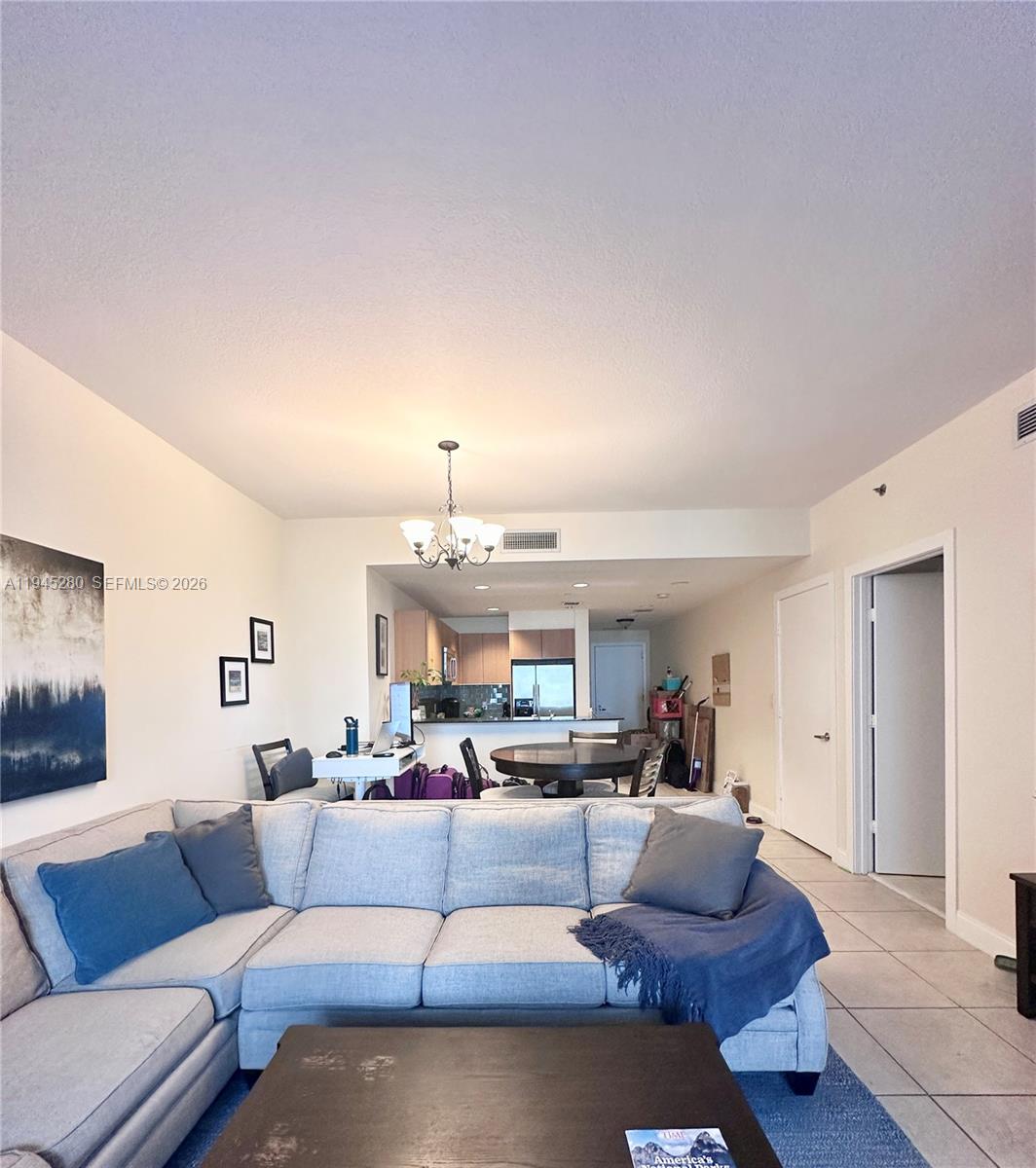 1060 Brickell Ave #2415