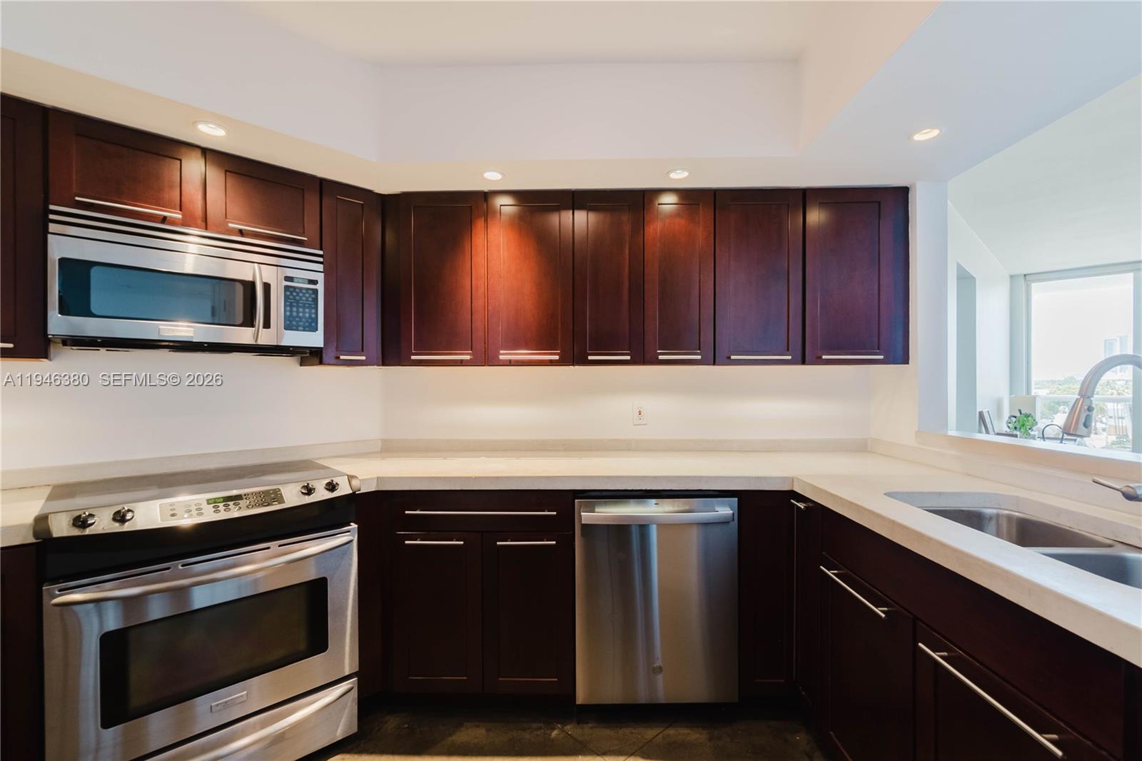 image Sunset Harbour4