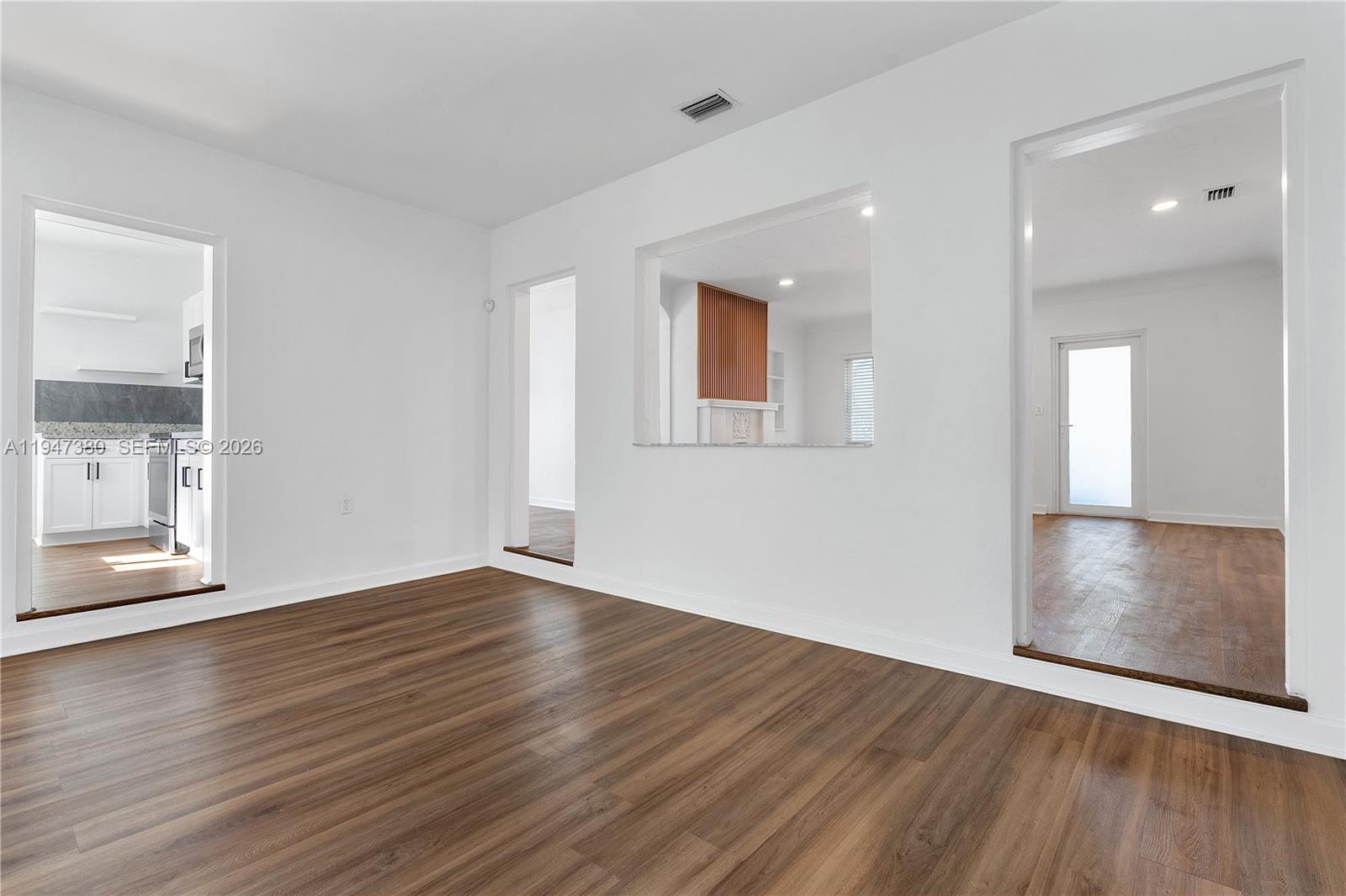 2350 SW 26th St Miami, FL 33133