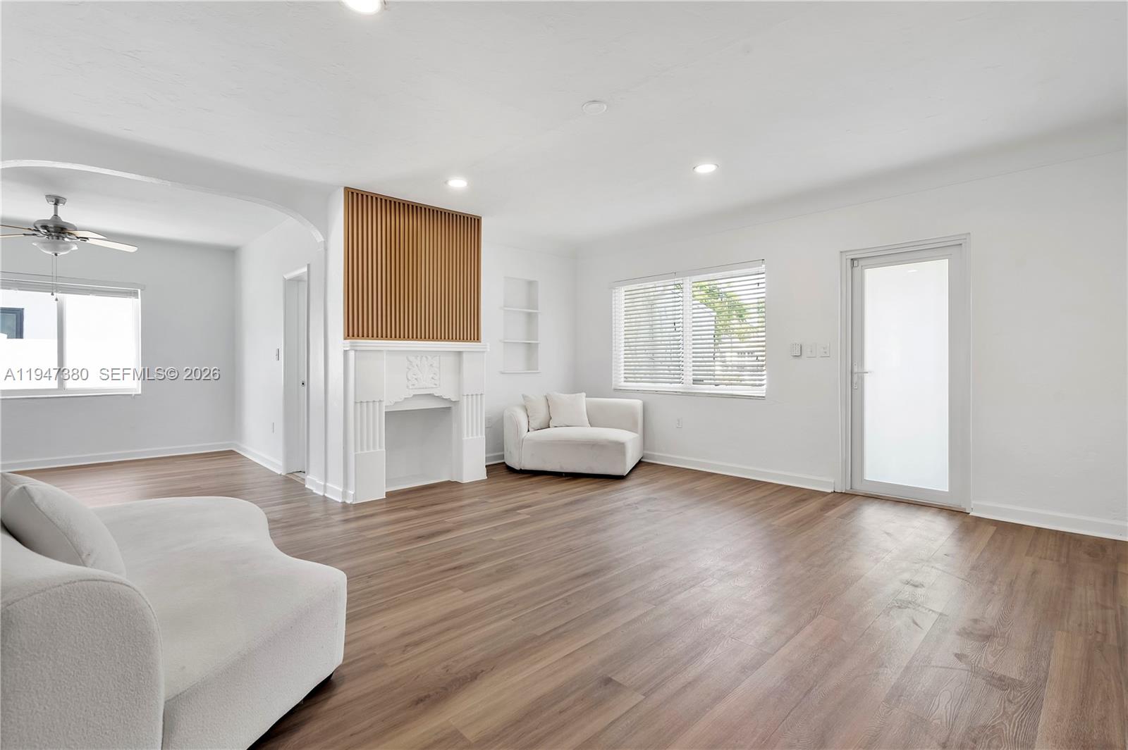 2350 SW 26th St Miami, FL 33133