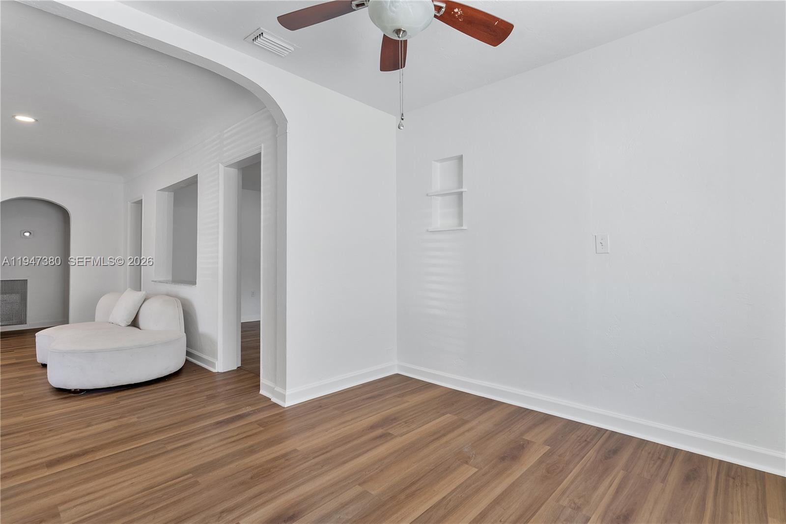 2350 SW 26th St Miami, FL 33133