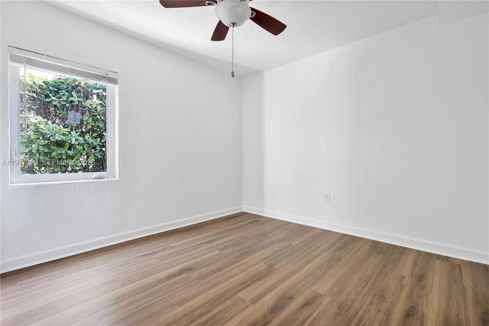 2350 SW 26th St Miami, FL 33133