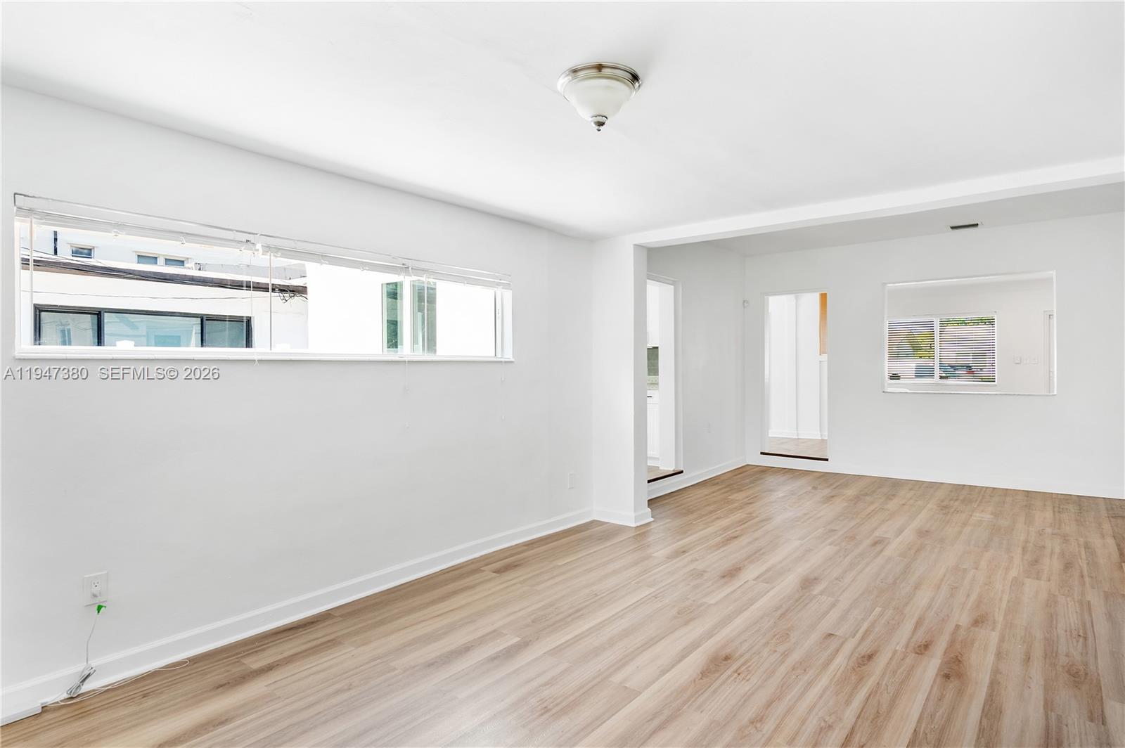 2350 SW 26th St Miami, FL 33133