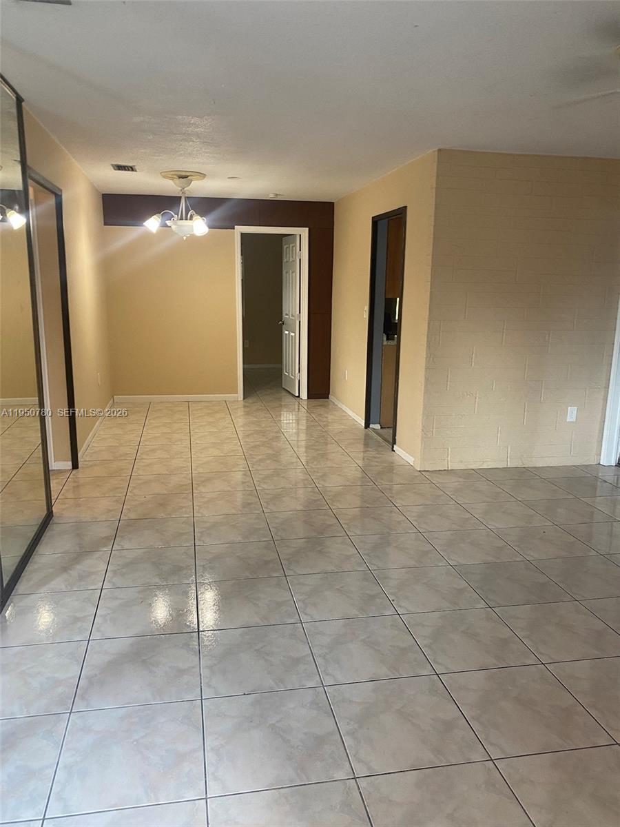 8341 NW 25th St Sunrise, FL 33322