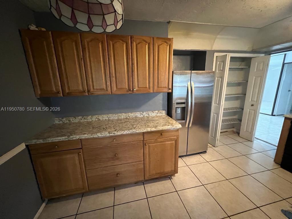 8341 NW 25th St Sunrise, FL 33322