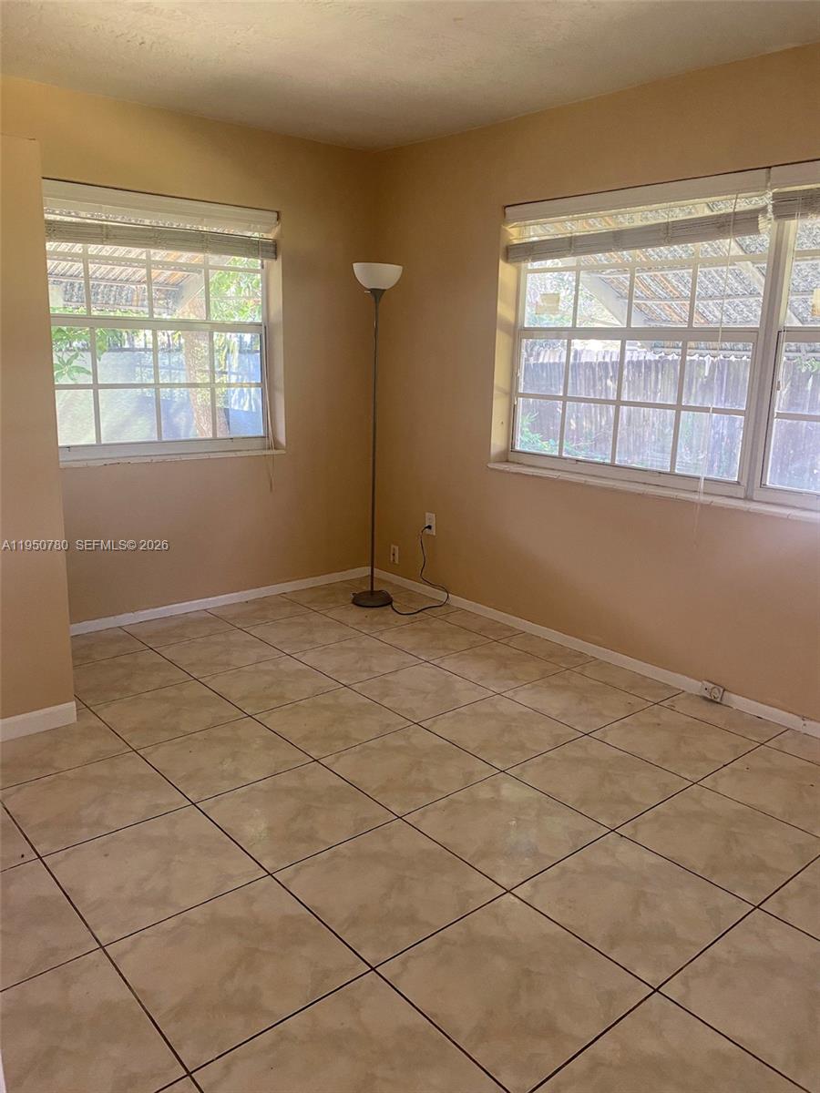 8341 NW 25th St Sunrise, FL 33322