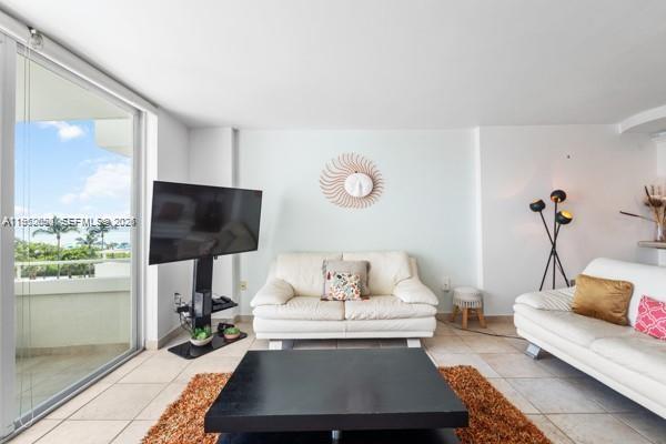 465 Ocean Dr #524 Miami Beach, FL 33139