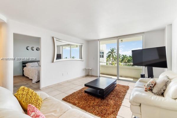 465 Ocean Dr #524 Miami Beach, FL 33139