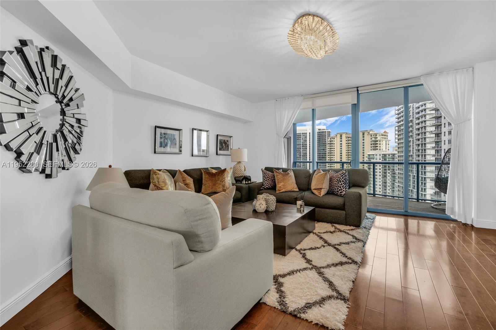 333 Las Olas Way #3006 Fort Lauderdale, FL 33301