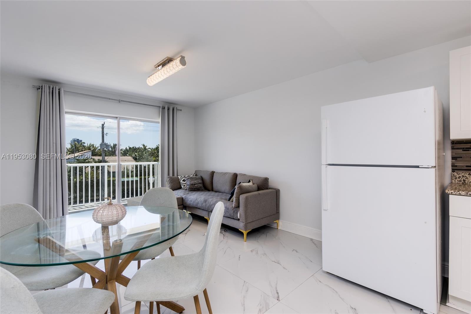 3527 NE 168th St #309 North Miami Beach, FL 33160