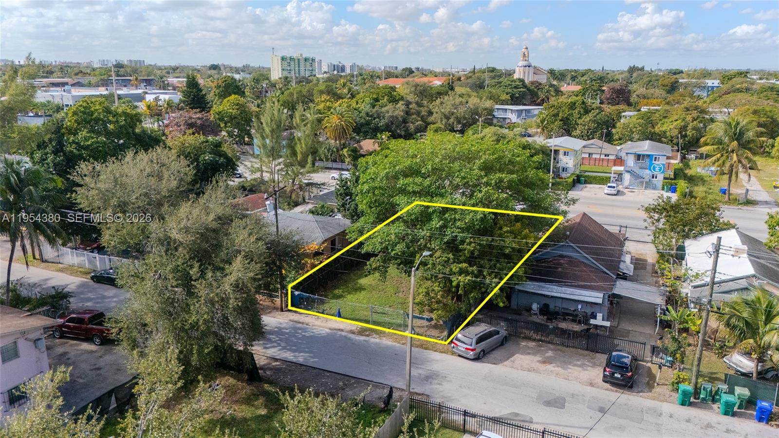 7552 NE Miami Ct Miami, FL 33138