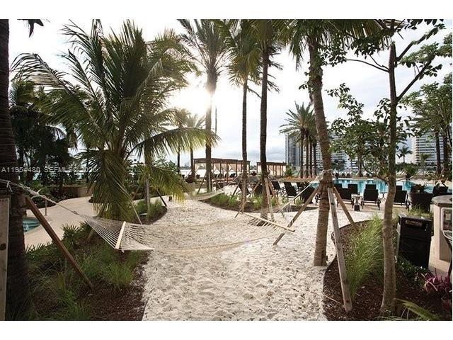 image Flamingo South Beach21