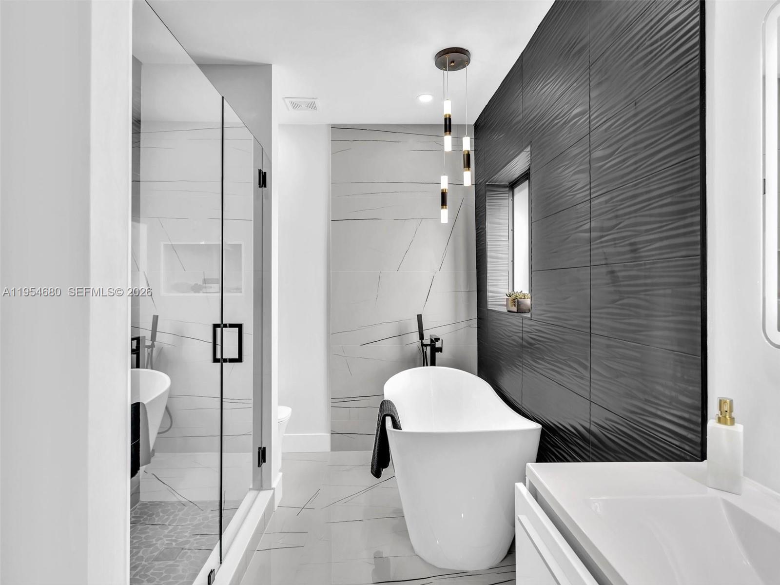 1937 SW 16th Ave Miami, FL 33145