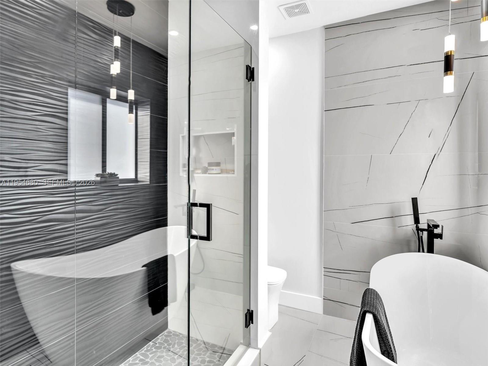 1937 SW 16th Ave Miami, FL 33145