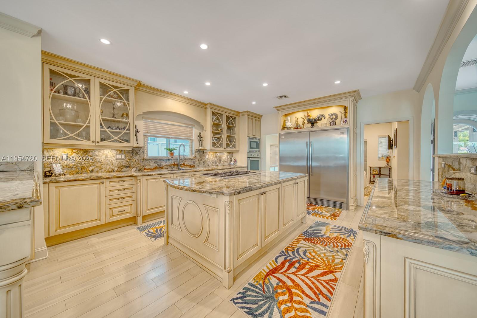 170 S Hibiscus Dr Miami Beach, FL 33139