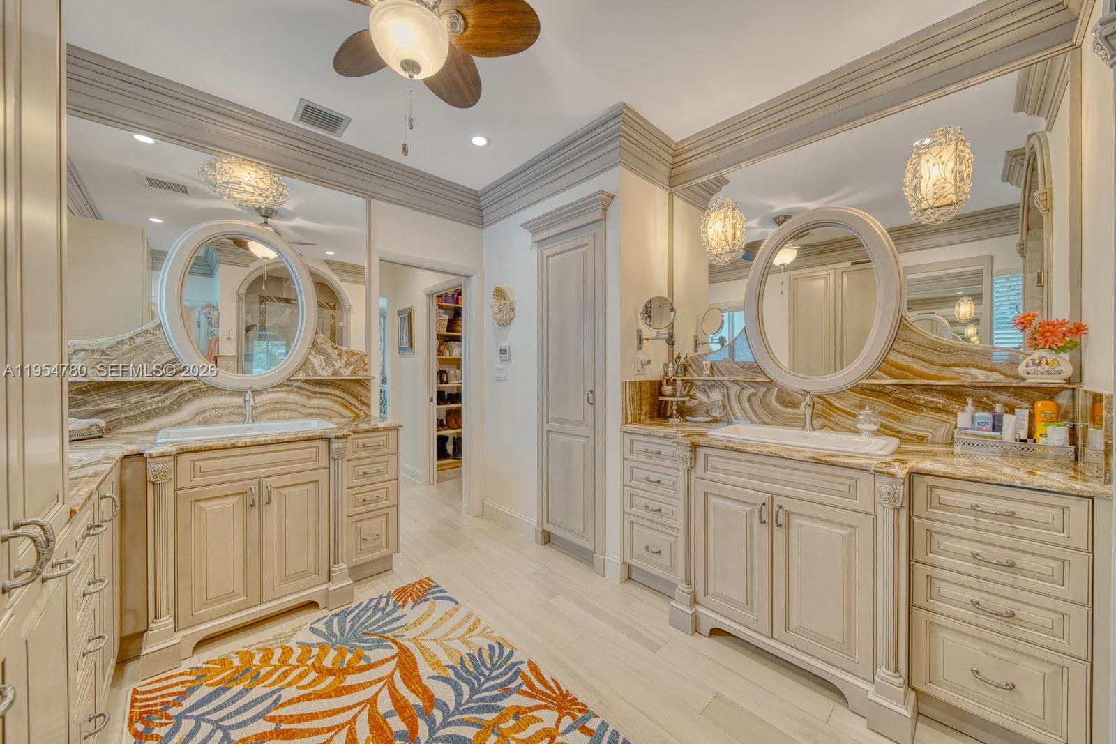 170 S Hibiscus Dr Miami Beach, FL 33139