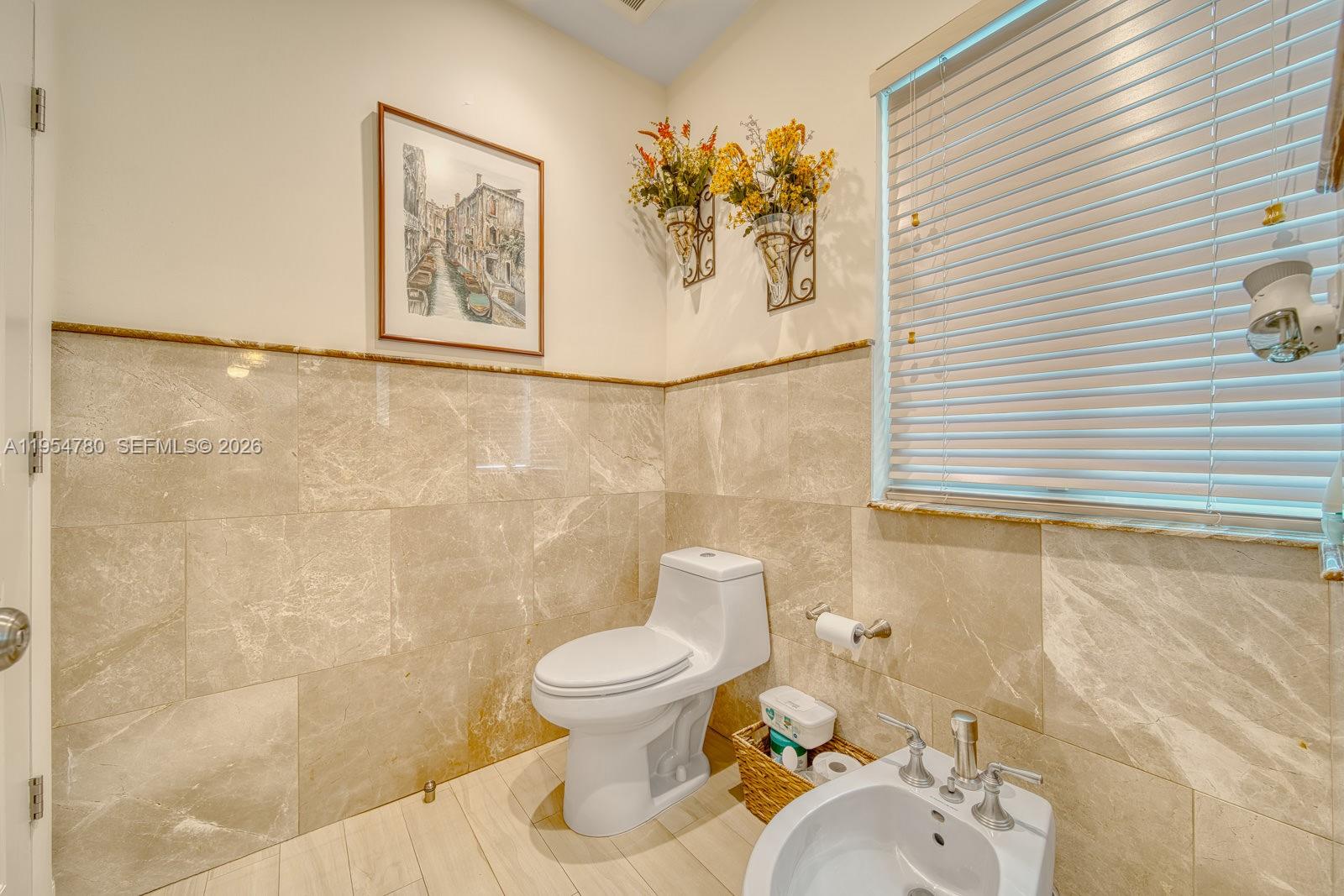 170 S Hibiscus Dr Miami Beach, FL 33139