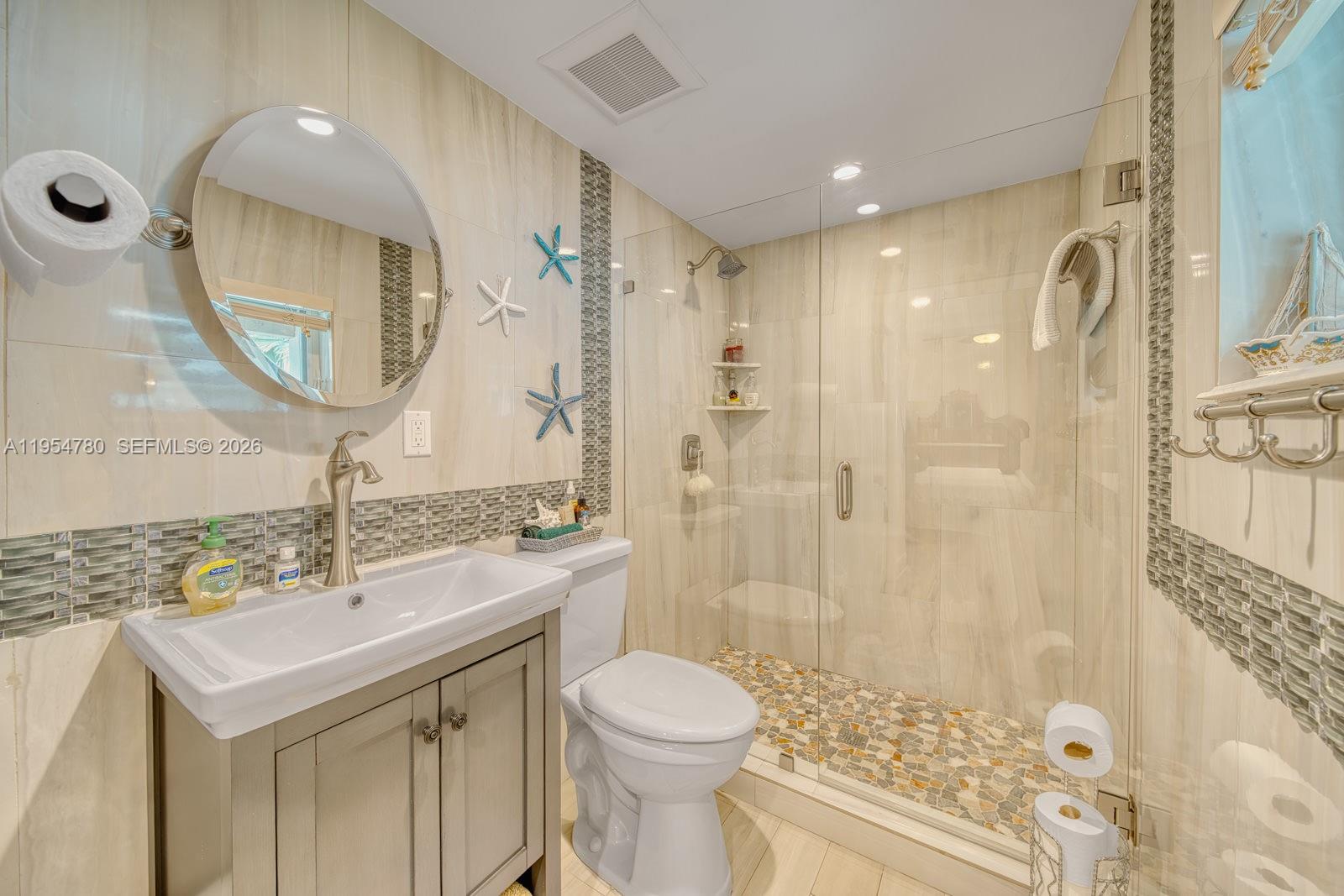 170 S Hibiscus Dr Miami Beach, FL 33139