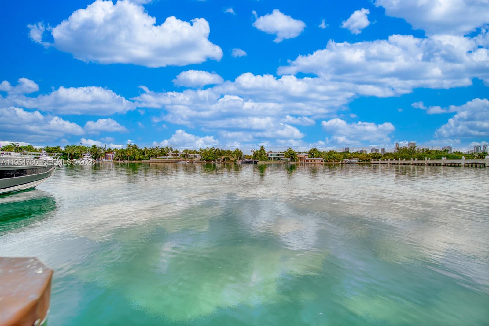 170 S Hibiscus Dr Miami Beach, FL 33139