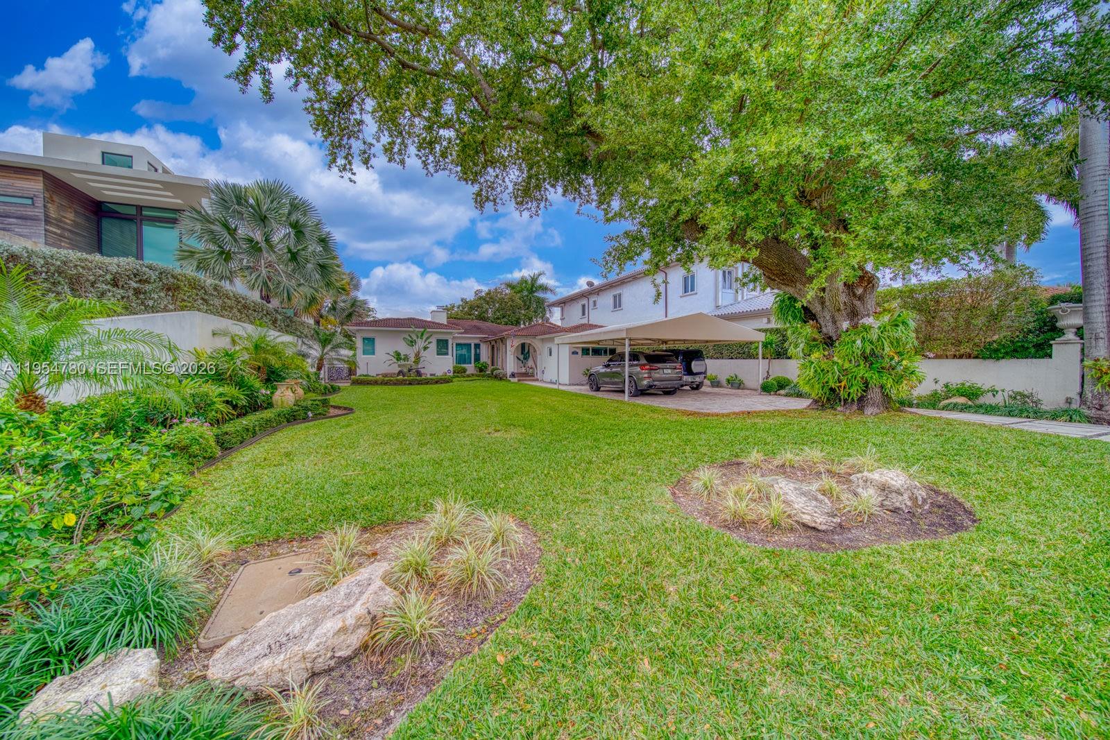 170 S Hibiscus Dr Miami Beach, FL 33139