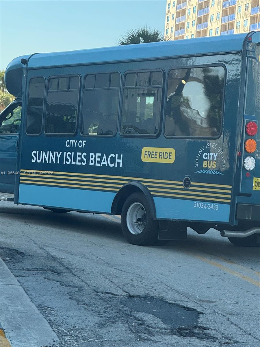 300 Bayview Dr #501 Sunny Isles Beach, FL 33160