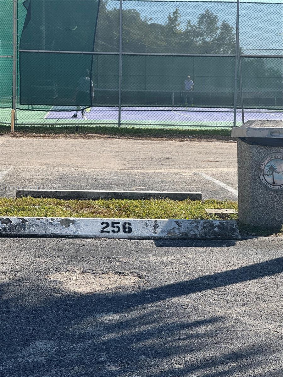 300 Bayview Dr #501 Sunny Isles Beach, FL 33160